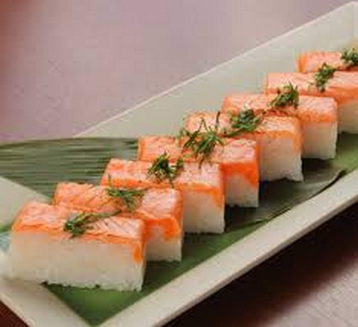JapanBargain, Wooden Oshizushi Press Mold 8.5" x 2.75", Rectangular Pine Sushi Mold Box, Japanese Oshizushihako Sushi Press Maker, 3-Piece Detachable Design